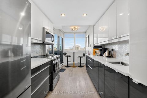 Photo 10 at 1801 - 530 Laurier Avenue W, Ottawa Centre