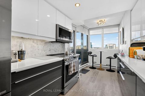 Photo 13 at 1801 - 530 Laurier Avenue W, Ottawa Centre