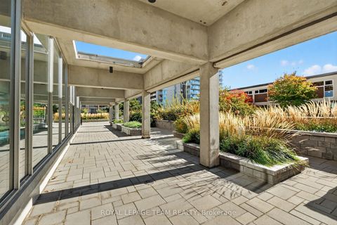 Photo 39 at 1801 - 530 Laurier Avenue W, Ottawa Centre