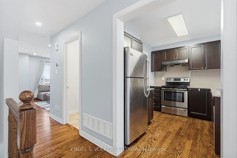 Photo 17 at 476 Coldwater Crescent, Emerald Meadows/Trailwest, Kanata