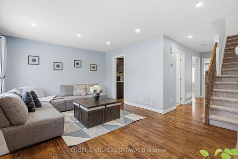 Photo 19 at 476 Coldwater Crescent, Emerald Meadows/Trailwest, Kanata