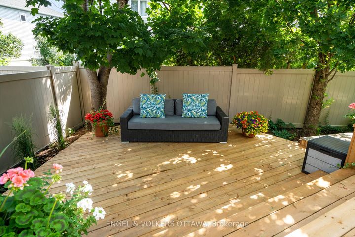 Photo 25 at 17 Colindale Avenue, Nepean (Longfields), Ottawa