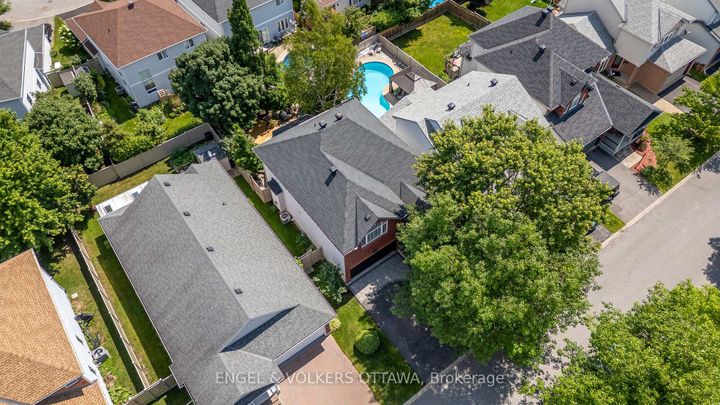 Photo 27 at 17 Colindale Avenue, Nepean (Longfields), Ottawa