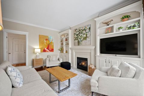 Photo 7 at 17 Colindale Avenue, Nepean (Longfields), Ottawa