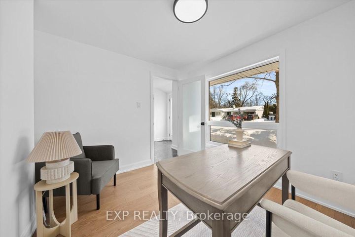 Photo 5 at 41 Qualicum Street, Nepean (Bruce Farm/Graham Park/Qualicum/Bellands), Ottawa