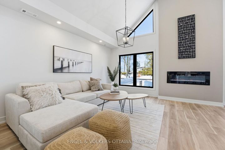 Photo 6 at 557 Bayview Drive, Constance Bay