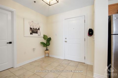 Photo 5 at 303 - 151 Potts Private, Notting Hill/Summerside, Orleans