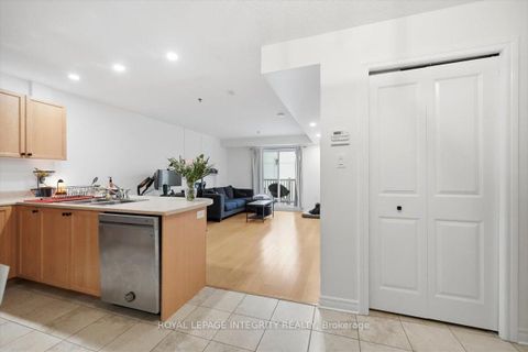 Photo 6 at 303 - 151 Potts Private, Notting Hill/Summerside, Orleans