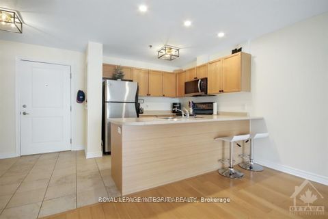 Photo 11 at 303 - 151 Potts Private, Notting Hill/Summerside, Orleans