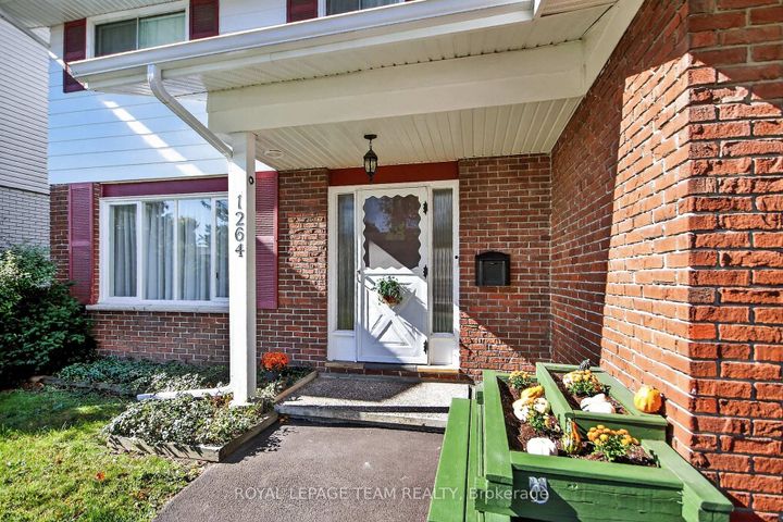 Photo 1 at 1264 Morrison Drive, Nepean (Redwood Park), Ottawa
