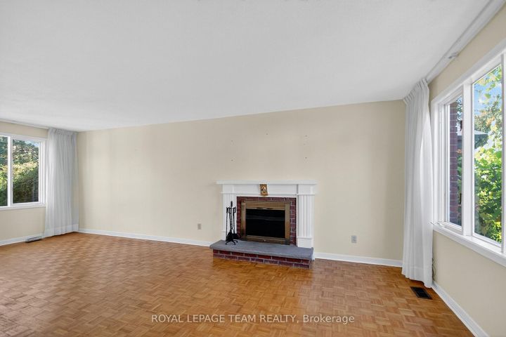 Photo 8 at 1264 Morrison Drive, Nepean (Redwood Park), Ottawa