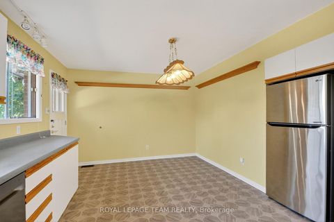 Photo 17 at 1264 Morrison Drive, Nepean (Redwood Park), Ottawa