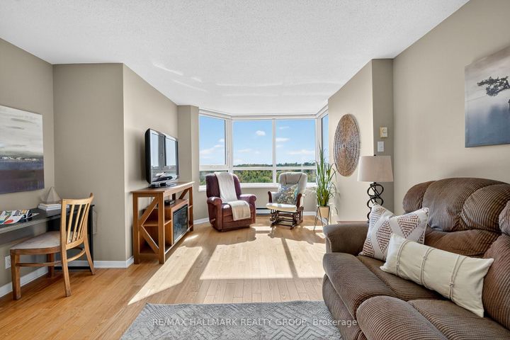 Photo 13 at 1207 - 80 Sandcastle Drive, Nepean (Leslie Park), Ottawa