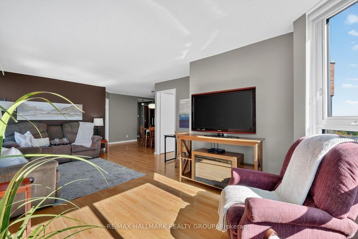 Photo 16 at 1207 - 80 Sandcastle Drive, Nepean (Leslie Park), Ottawa