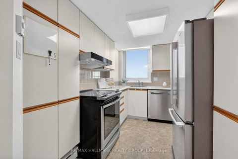 Photo 19 at 1207 - 80 Sandcastle Drive, Nepean (Leslie Park), Ottawa