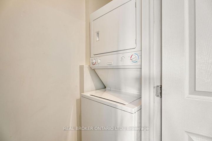 Photo 13 at 10 - 165 Waterbridge Drive, Nepean (Barrhaven East), Ottawa