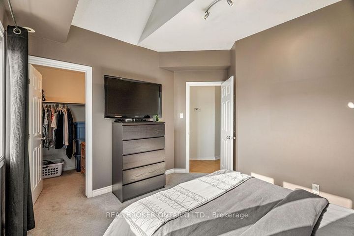Photo 19 at 10 - 165 Waterbridge Drive, Nepean (Barrhaven East), Ottawa