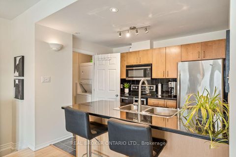 Photo 12 at 10 - 165 Waterbridge Drive, Nepean (Barrhaven East), Ottawa