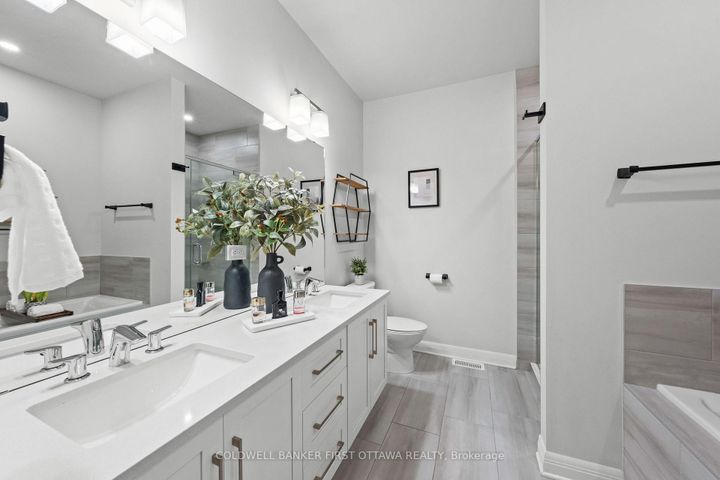 Photo 15 at 54 Stanhope Court, Nepean (Stonebridge), Ottawa