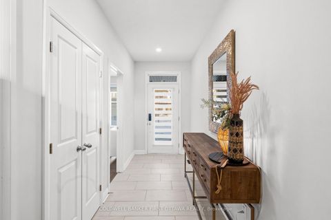 Photo 2 at 54 Stanhope Court, Nepean (Stonebridge), Ottawa