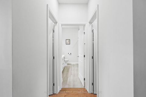 Photo 14 at 54 Stanhope Court, Nepean (Stonebridge), Ottawa