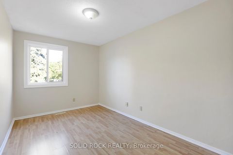 Photo 22 at 18 - 35 Thistledown Court, Nepean (Pheasant Run), Ottawa