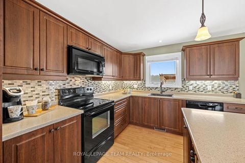 Photo 8 at 1289 RIDEAU RIVER Road, Montague Twp, Montague