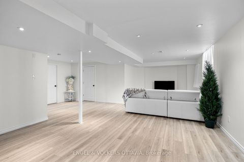 Photo 36 at 19 Black Tern Crescent, Bridlewood, Kanata