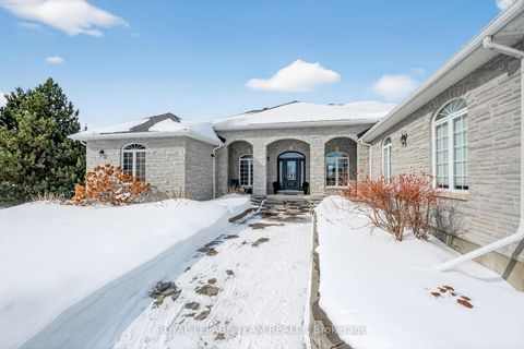 Photo 2 at 1611 Landel Drive, Rural Kanata (Central), Kanata