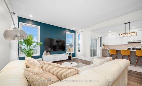 Photo 12 at 302 Haliburton Heights, Emerald Meadows/Trailwest, Kanata