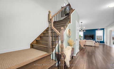 Photo 29 at 302 Haliburton Heights, Emerald Meadows/Trailwest, Kanata