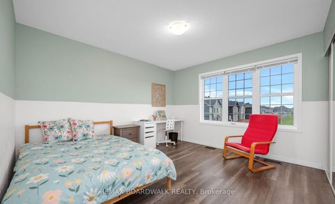 Photo 42 at 302 Haliburton Heights, Emerald Meadows/Trailwest, Kanata