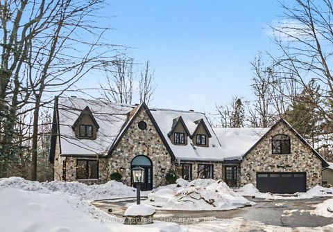 Photo 1 at 645 Canary Street, Navan, Orleans