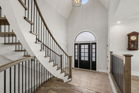 Photo 4 at 645 Canary Street, Navan, Orleans