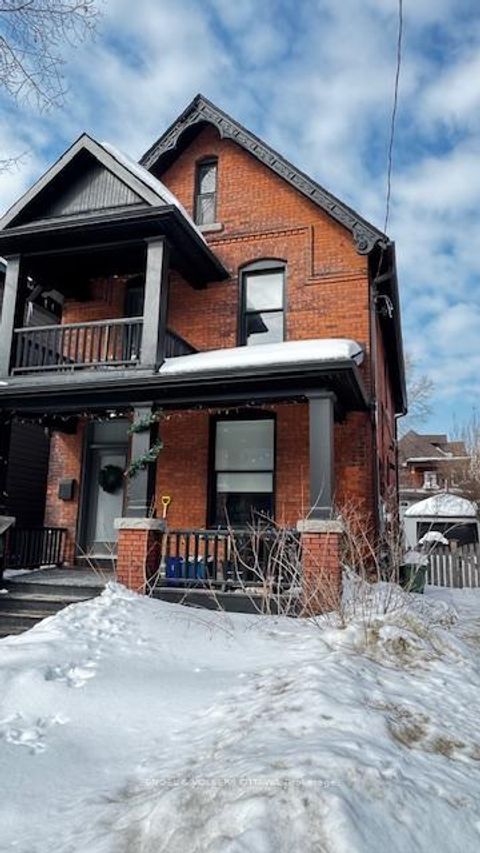 Photo 1 at 597 Maclaren Street, Ottawa Centre