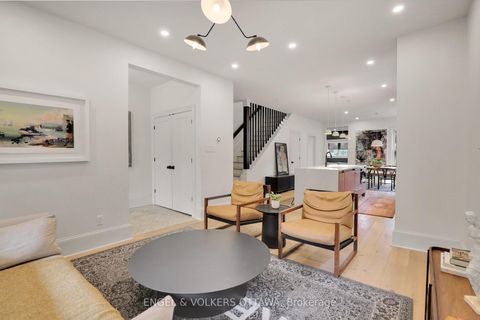 Photo 12 at 597 Maclaren Street, Ottawa Centre