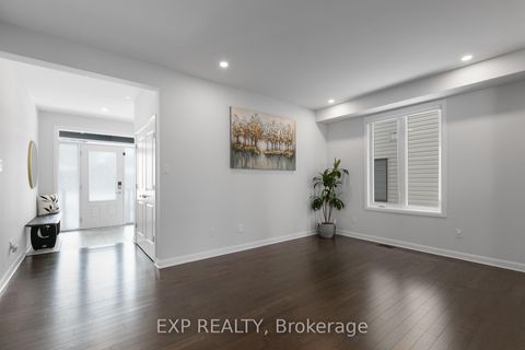 Photo 5 at 926 Lakeridge Drive, Avalon East, Orleans