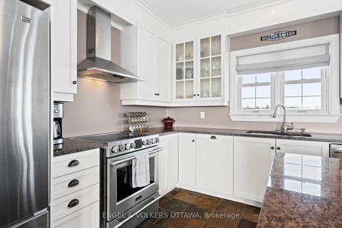 Photo 9 at 5165 Canon Smith Drive, Fitzroy, Carp