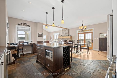 Photo 10 at 5165 Canon Smith Drive, Fitzroy, Carp