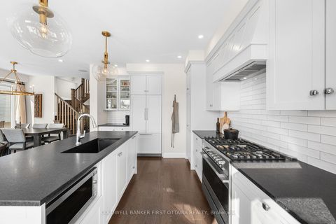 Photo 11 at 43 Deerfox Drive, Nepean (Longfields), Ottawa