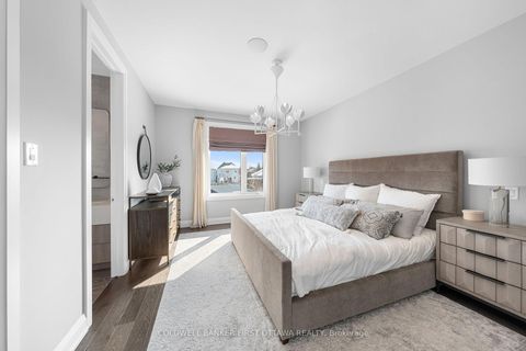 Photo 16 at 43 Deerfox Drive, Nepean (Longfields), Ottawa