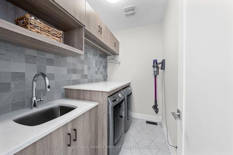 Photo 24 at 43 Deerfox Drive, Nepean (Longfields), Ottawa