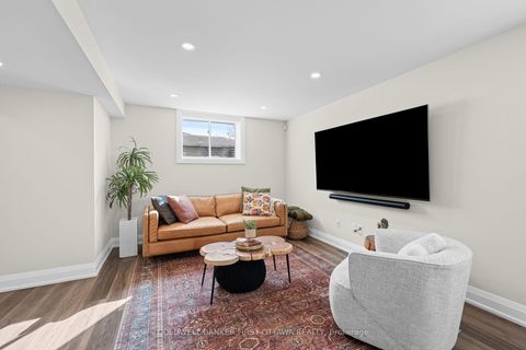 Photo 26 at 43 Deerfox Drive, Nepean (Longfields), Ottawa