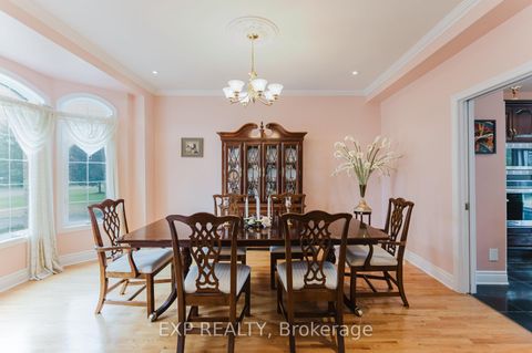 Photo 6 at 5472 Wicklow Drive, Manotick Village & Manotick Estates, Manotick