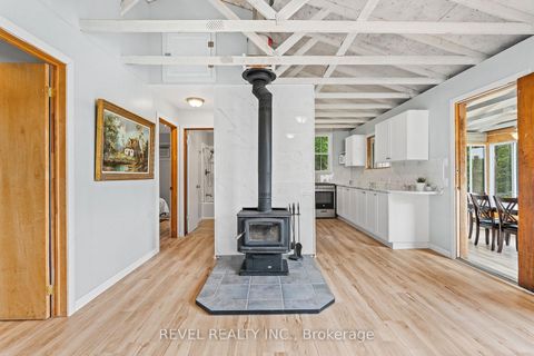 Photo 11 at 49 Sleepy Hollow Road, Rideau Lakes (South Crosby) Twp, Rideau Lakes