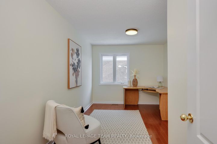 Photo 6 at 8 Saddlebrook Street, Nepean (Centrepointe), Ottawa