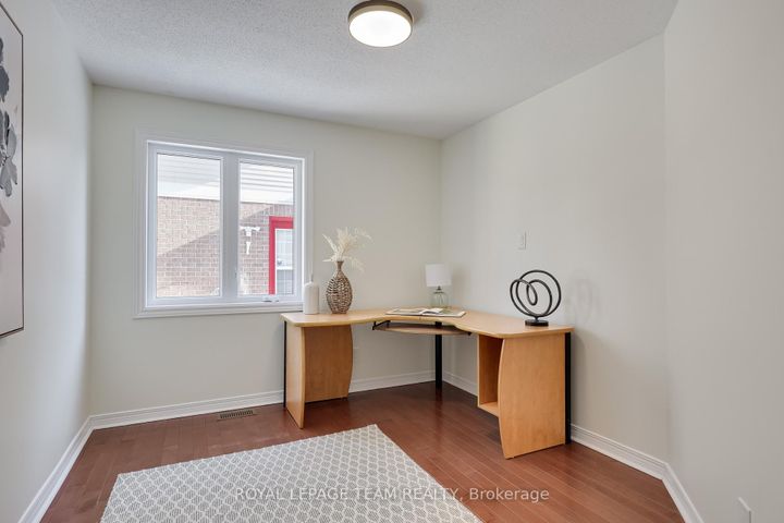 Photo 7 at 8 Saddlebrook Street, Nepean (Centrepointe), Ottawa