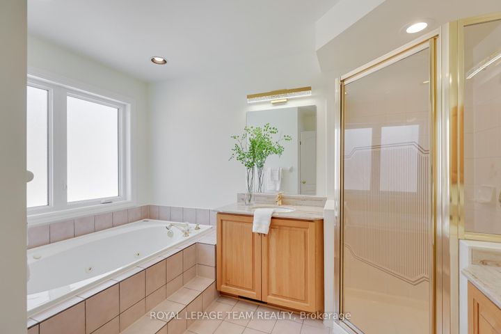 Photo 34 at 8 Saddlebrook Street, Nepean (Centrepointe), Ottawa