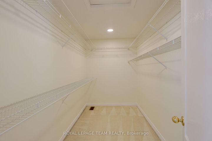 Photo 36 at 8 Saddlebrook Street, Nepean (Centrepointe), Ottawa