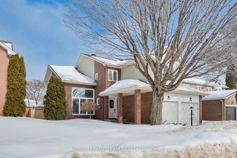 Photo 2 at 8 Saddlebrook Street, Nepean (Centrepointe), Ottawa